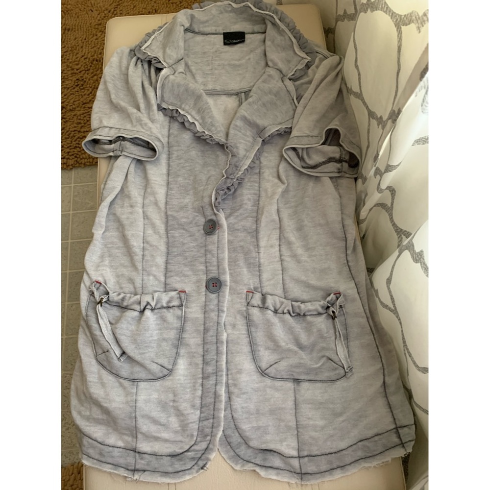 Daytrip grey raw edged, ruffle blazer smoke grey